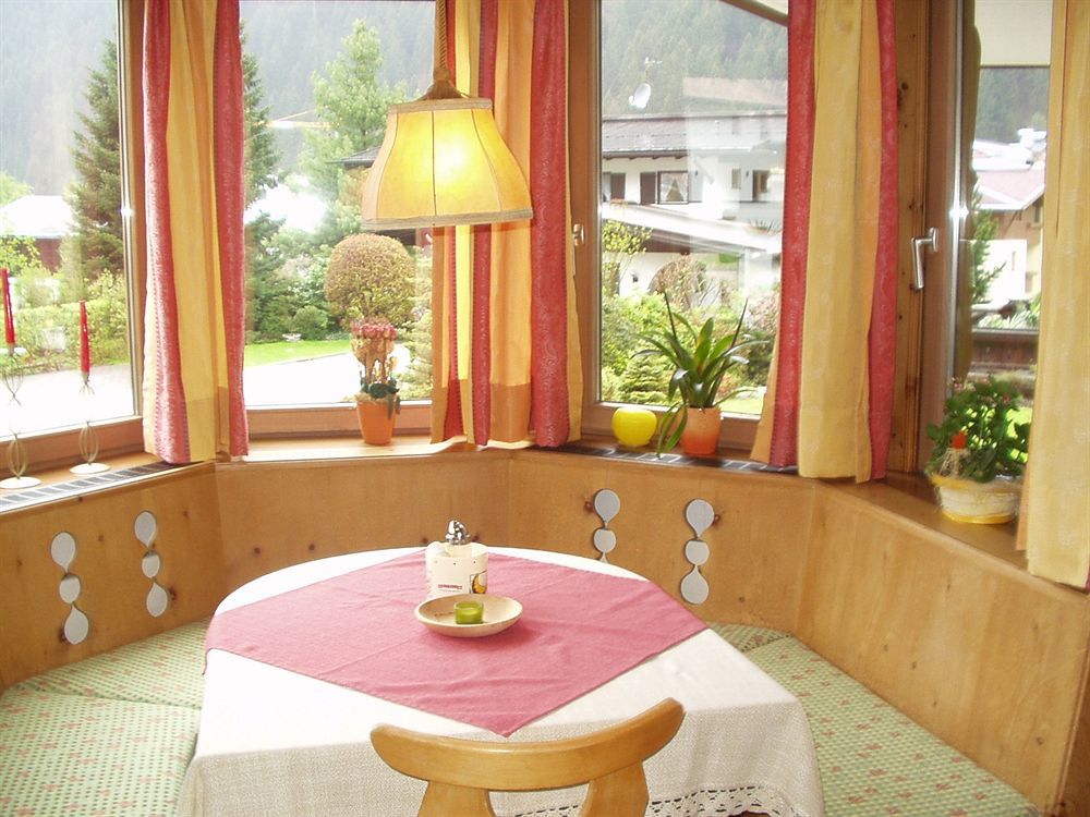 Apart Austria Aparthotel Mayrhofen Kültér fotó