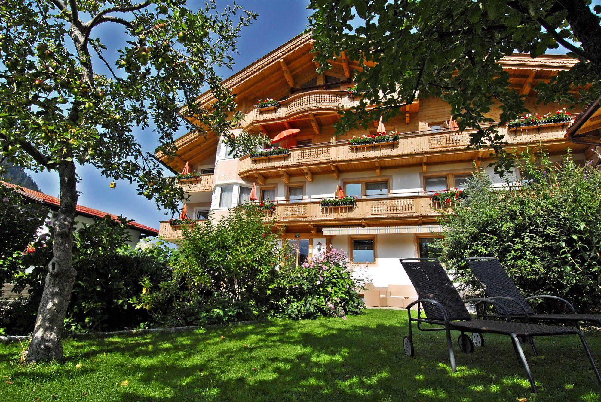 Apart Austria Aparthotel Mayrhofen Kültér fotó